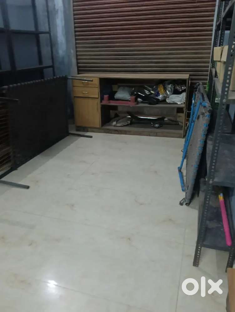 shop for rent