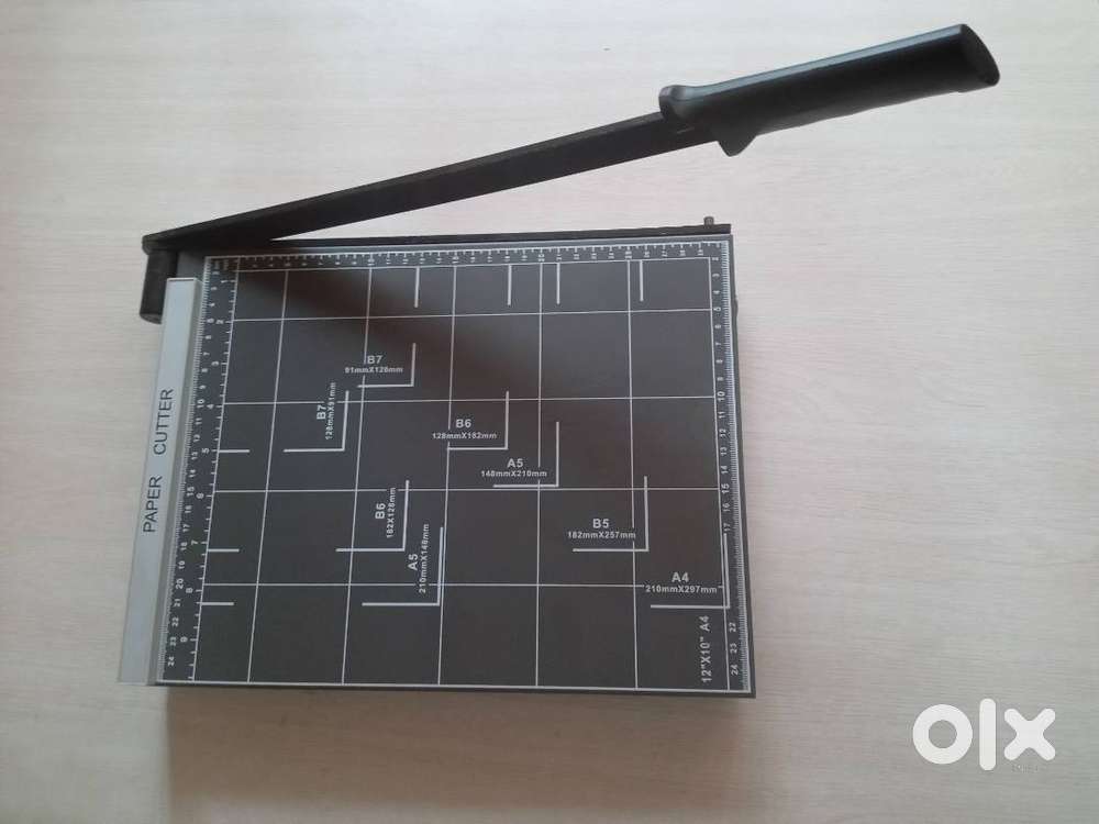 Paper Cutter for sale - Good Condition