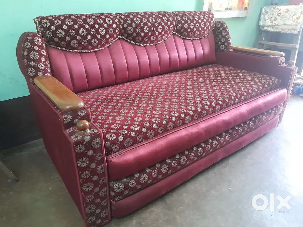 Sofa Cum Bed for Sale – Excellent Condition