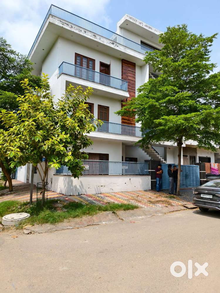 KOTHI FOR SALE IN AEROCITY