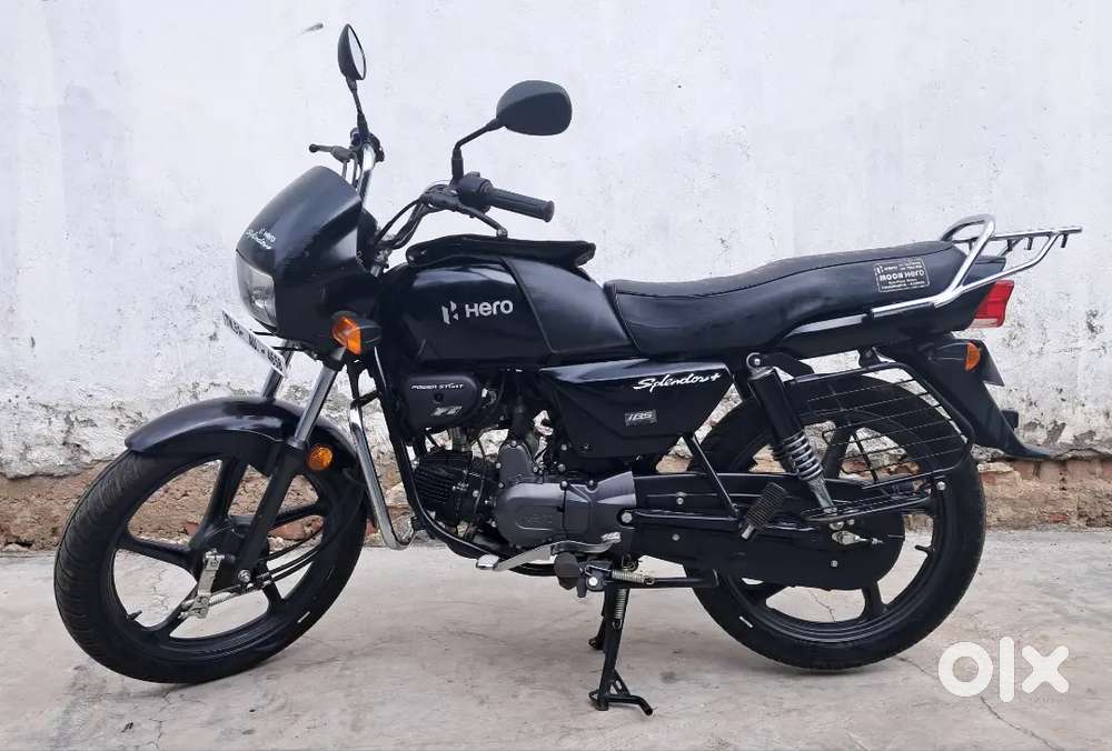 Splendor Plus / 2024 / TN51 / 2,041 Kms / Showroom Condition