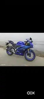 R15 v4 good condition