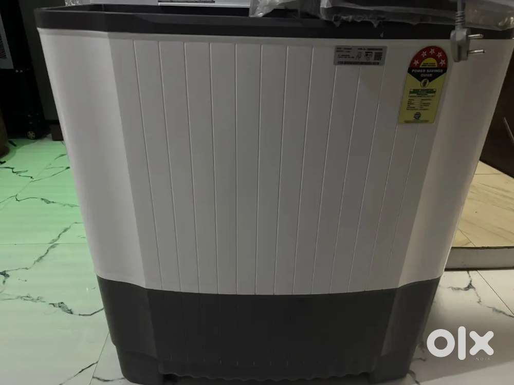 Semi Automatic LG washing machine