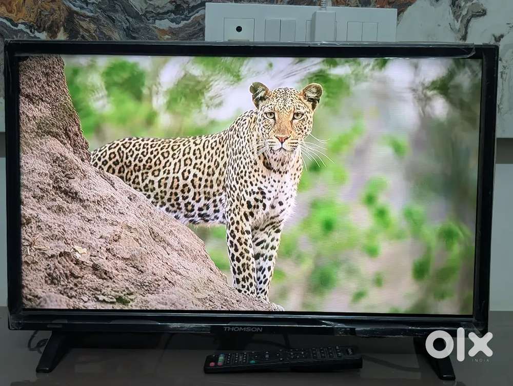 Thomson 24″ HD - Monitor / TV – Crystal-Clear & Compact