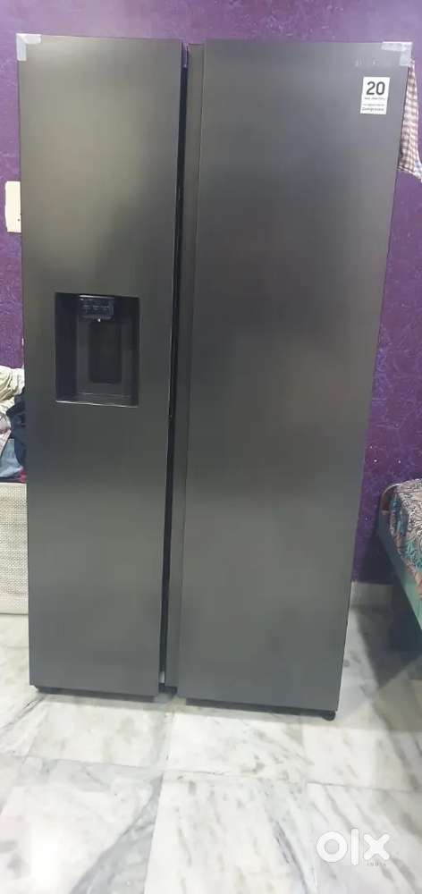 Samsung 680lts side by side door with ice cube dispenser for sale