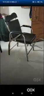 Salon chair