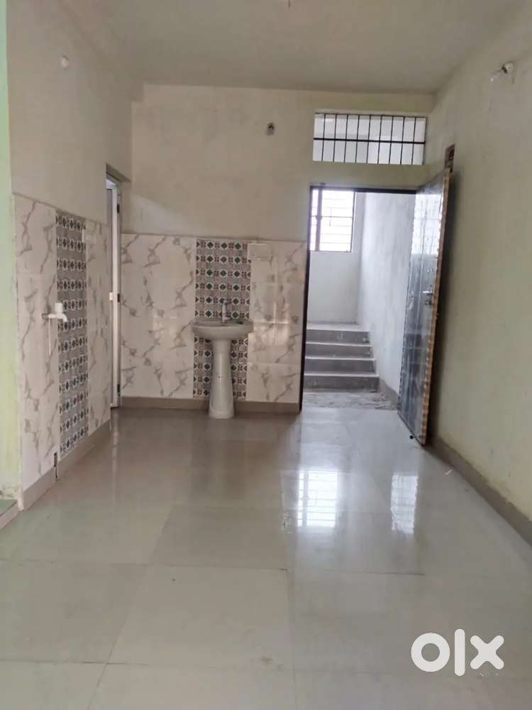 Rent in chandni chowk warish colony mango