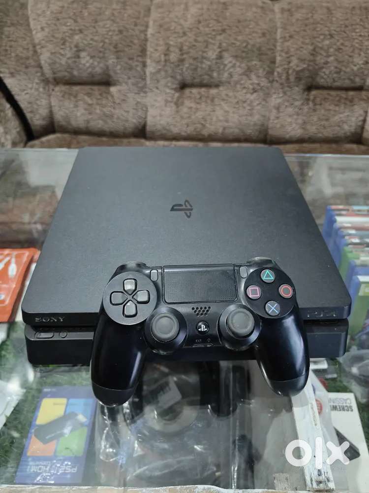 PS4 SLIM.. PLAYSTATION 4..ps4