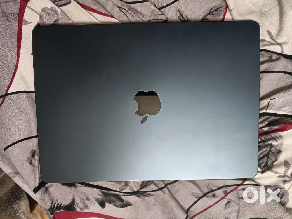 Apple Macbook Air M2 2022