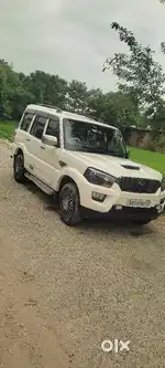 Mahindra Scorpio 2016 Diesel Well Maintained