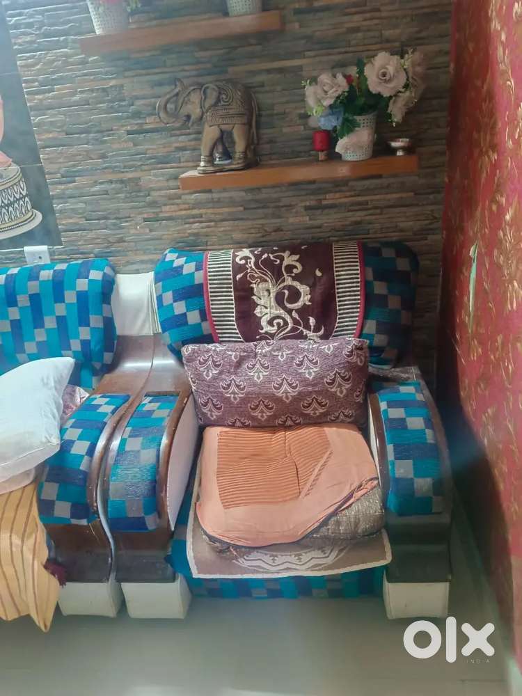 8 seater sofa for sale