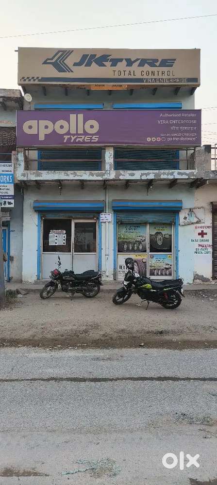 On road shops in sector 58 transport nagar