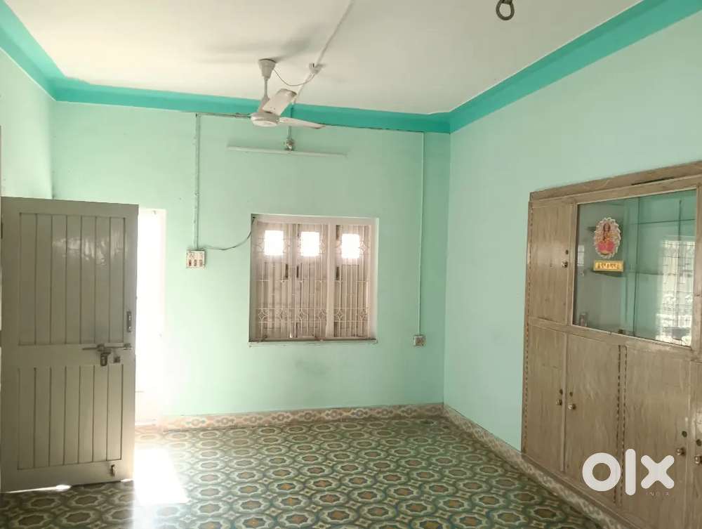 1 Big room and kitchen for rent.