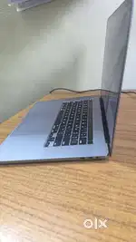 MacBook Pro (16-inch, 2019)