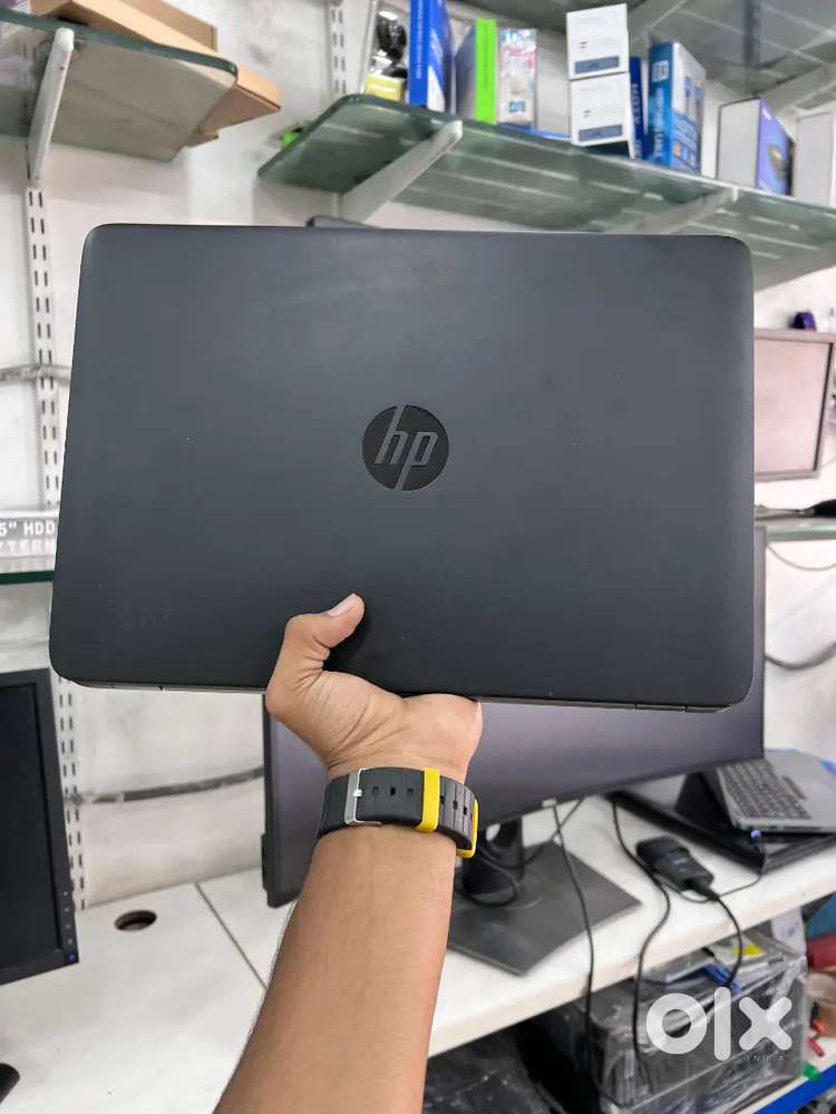 HP LAPTOP.