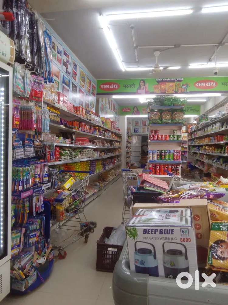 Cashier or accountant