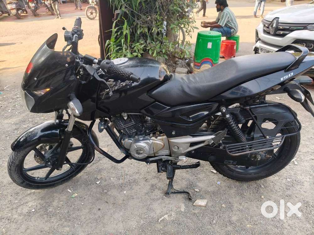 Bajaj Pulsar 150 (2012)