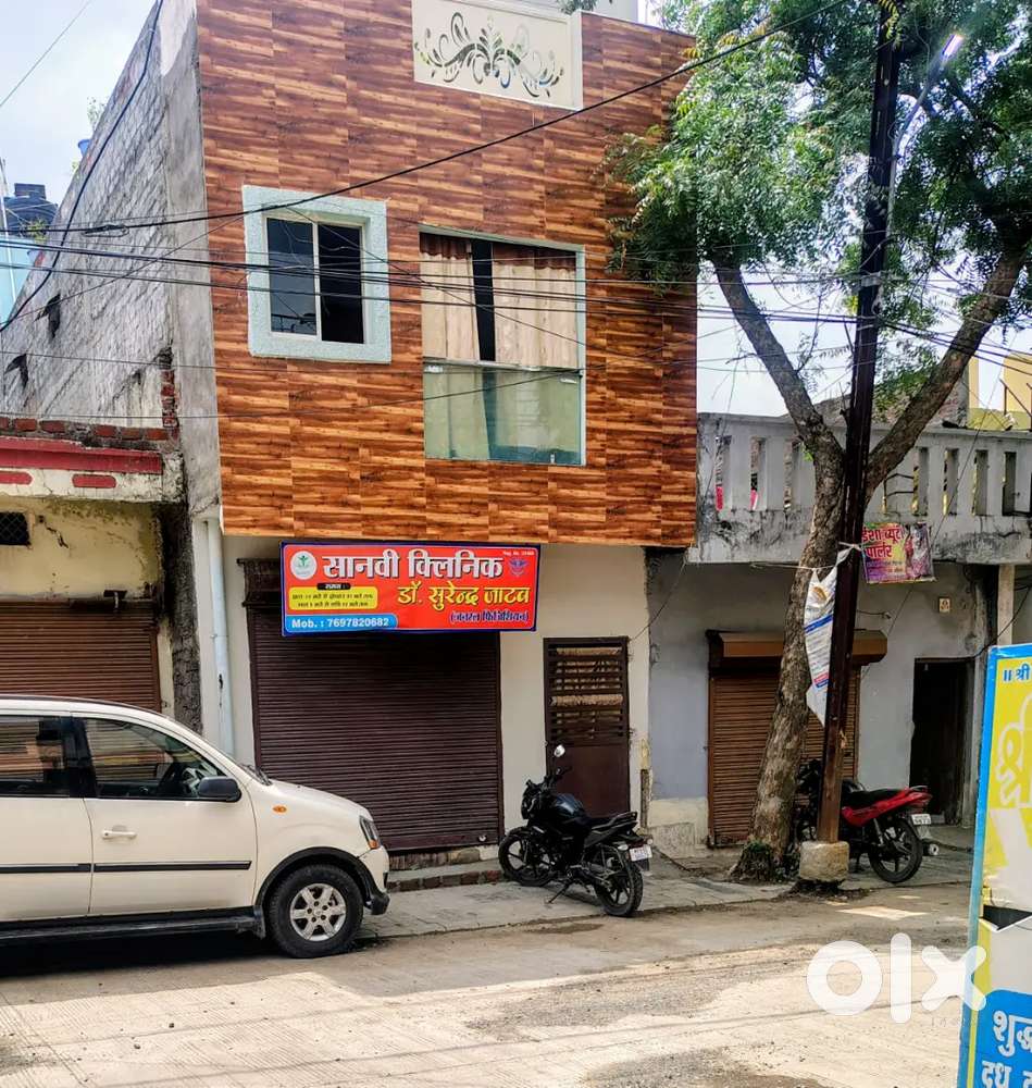 Chota sirpur talab main road duplex house well maintain redy to moved