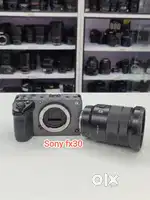 Sony Cinema Line FX30 & 18-105mm f4 lens S-Cinetone  Dual Base Sk7595