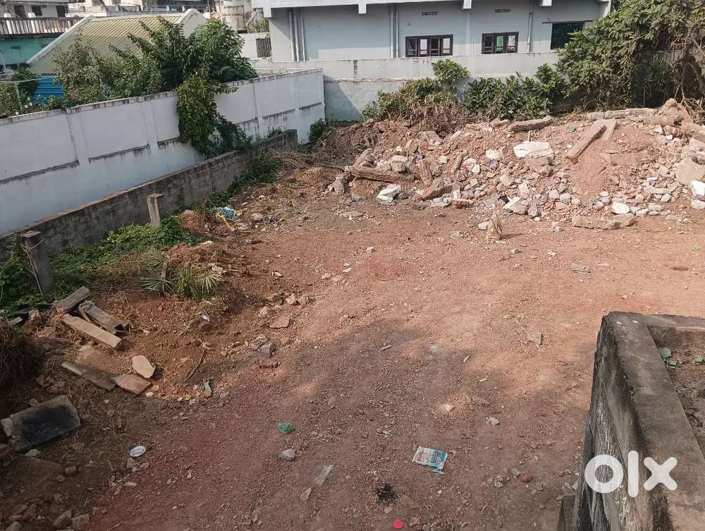 Near Railway Gate ,Bhimadole Open Land