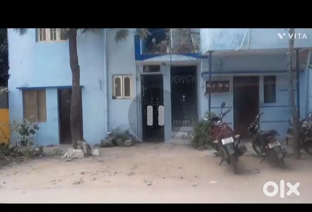 Ready to move villa sale