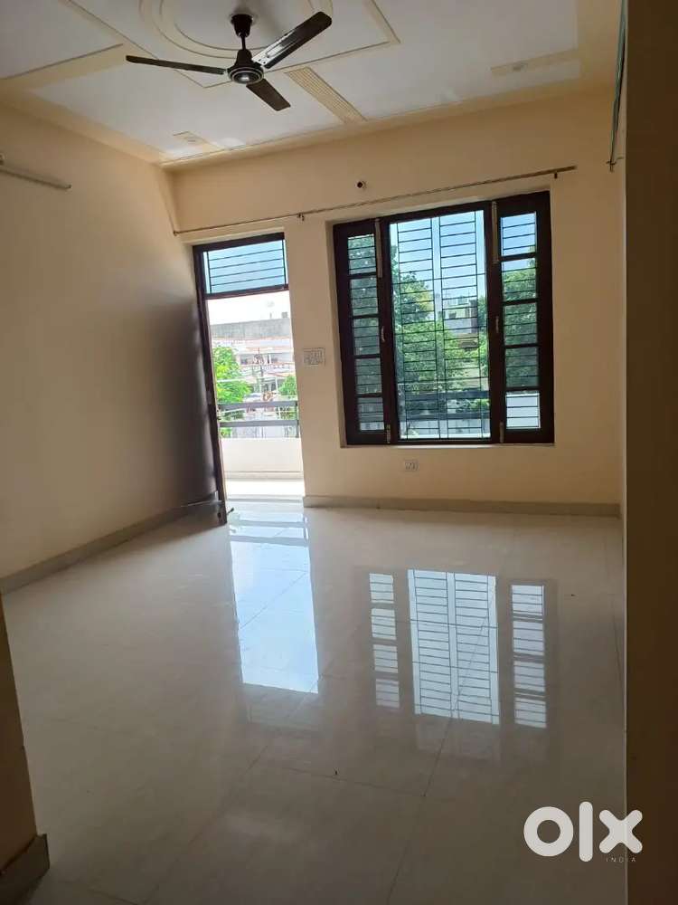1 bhk for family and bachelor's near munsipulia