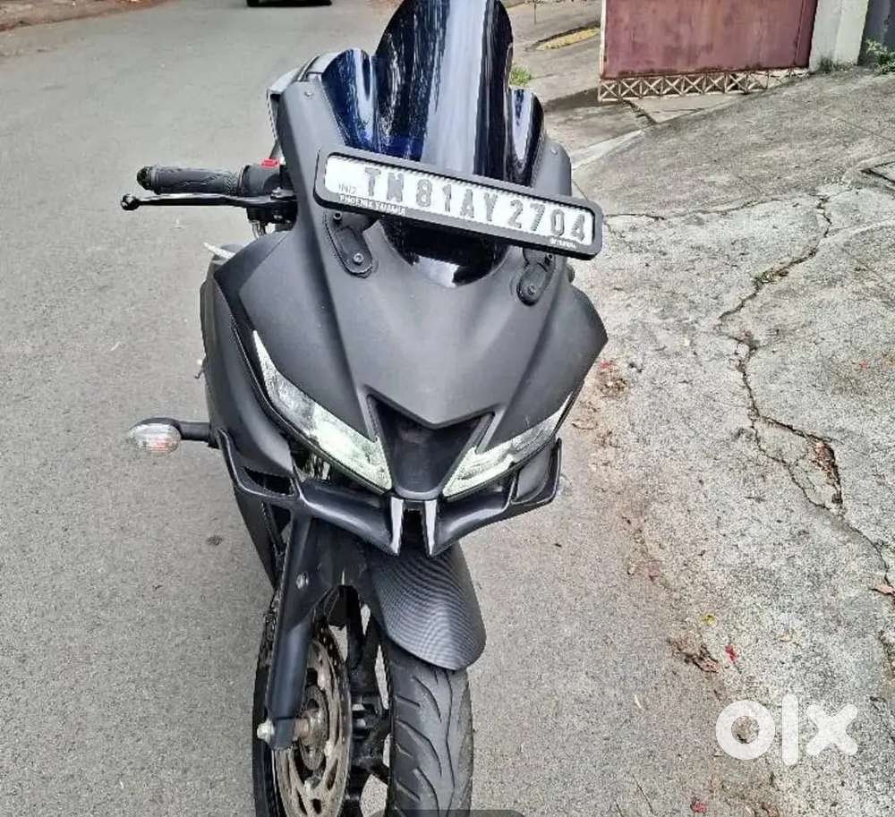 Yamaha R15 V3 - Well Maintained  2nd Owner  13,800 km Only