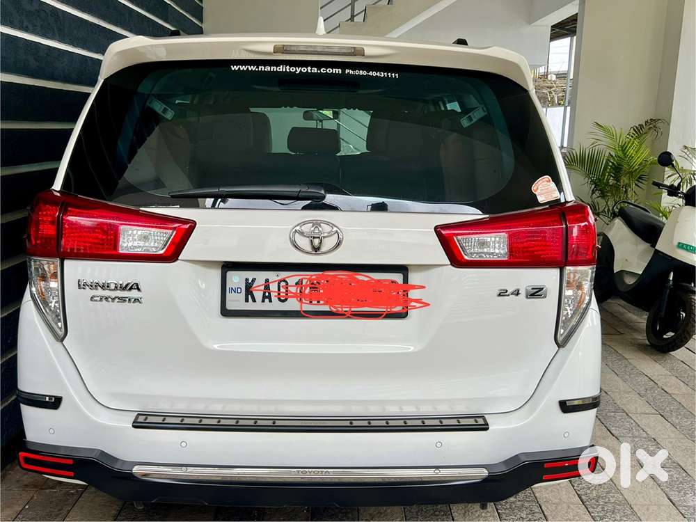Toyota Innova Crysta 2022 Diesel Well Maintained