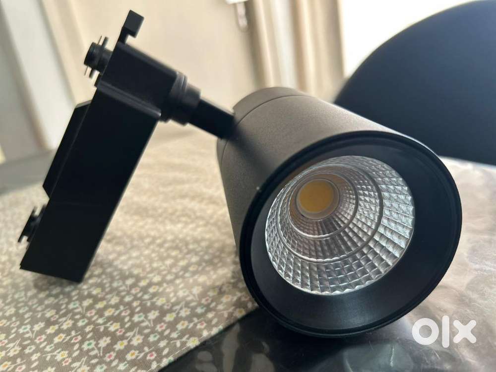 TRACK LIGHTS FOR SALE