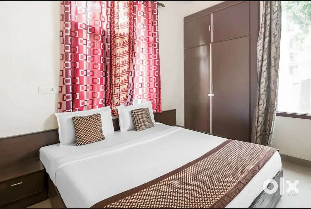NO BROKERAGE! Comfortable Boys PGs with meals & amenities in Noida !