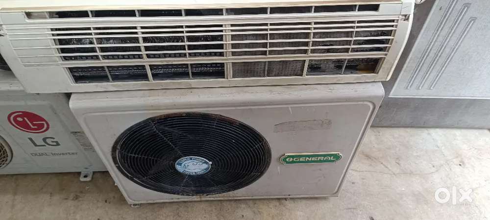 Ac's sell 0.75 ton,1.5 ton ,2 ton ac working condition