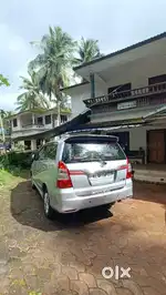 TOYOTA INNOVA 2014 2.5 G4