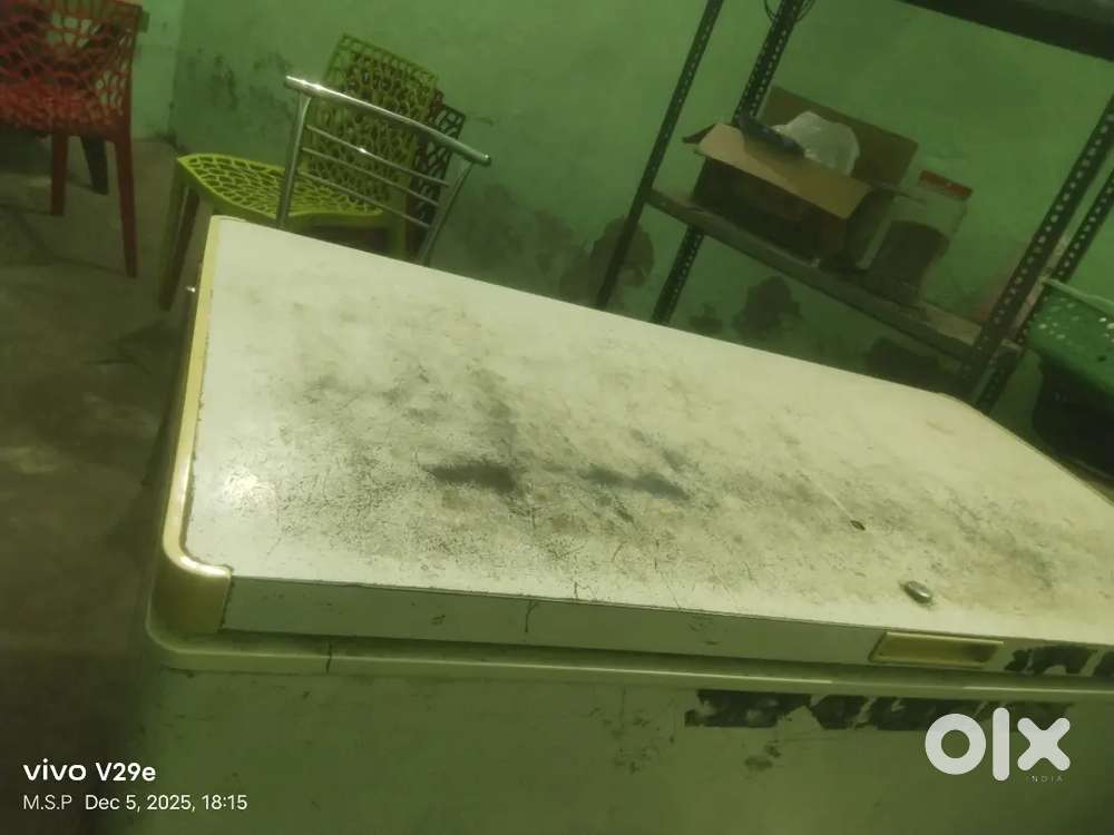 D fridge voltus ka koi kmi nhi h 2 sal purana h