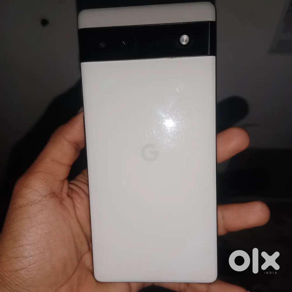 Google pixel 6a good condition small damage in display