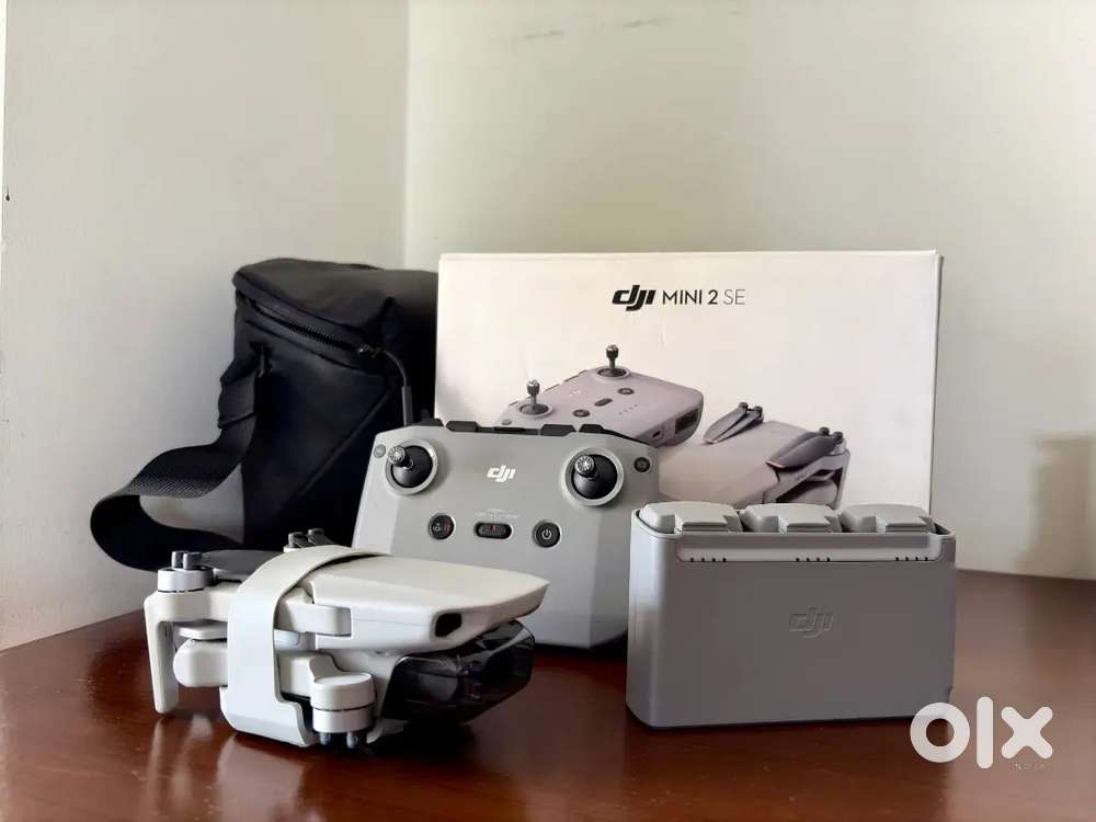 DJI Mini 2 SE Beginner Drone with Camera 15-20 Minutes Image