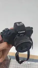 Canon m50 mark 2 4k mirrorless camera with lens