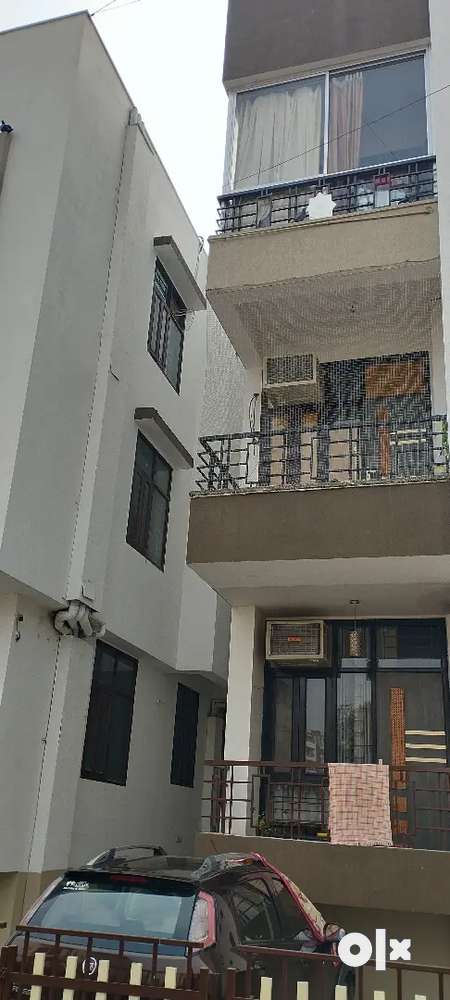 Vaishali Flat 2 Bhk urgent Sale First Floor near Nurcery circle