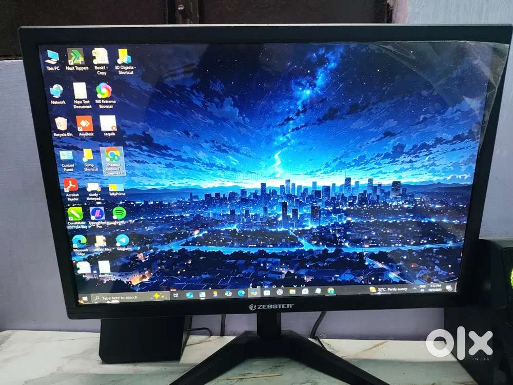 Zebster 19-inch LED Monitor – Like New Condition( minor screen issue)