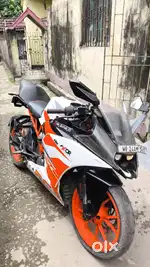 KTM RC 200 (BS4)