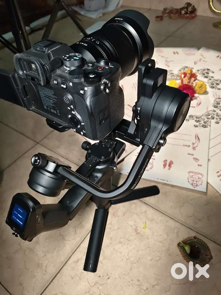 Brand new camera gimbal with AI bil box warranty   1 month only
