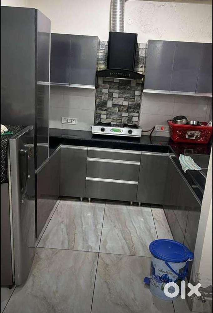 2bhk flat (one room available in 2bhk)