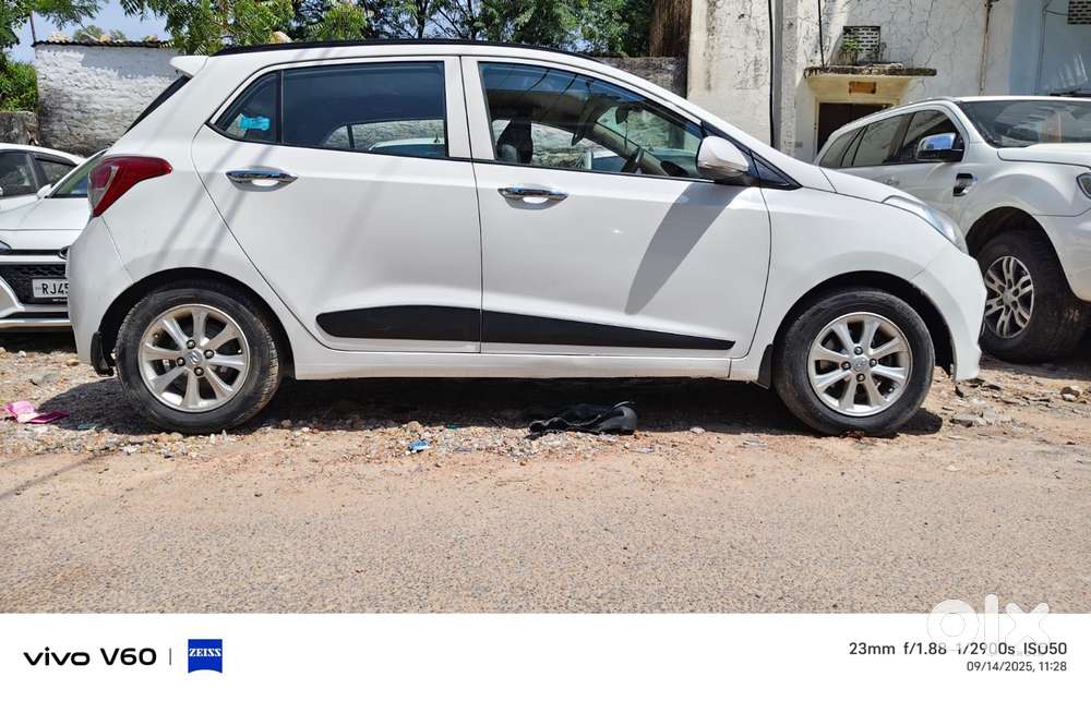 Hyundai Grand i10 2016-2017 Sportz Celebration Edition, 2016, Diesel