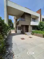 4 Bhk Bungalow non used 2300sf sevasi