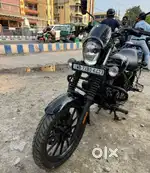 Brand new condition bajaj avenger 220 street