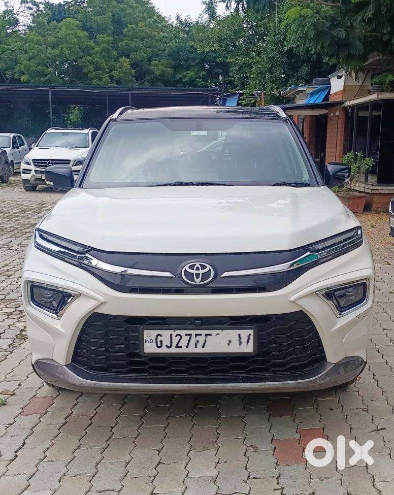 Toyota Urban Cruiser Hyryder 1.5 V Hybrid, 2024, Petrol