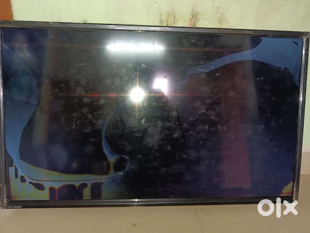 SANYO 43 INCH TV