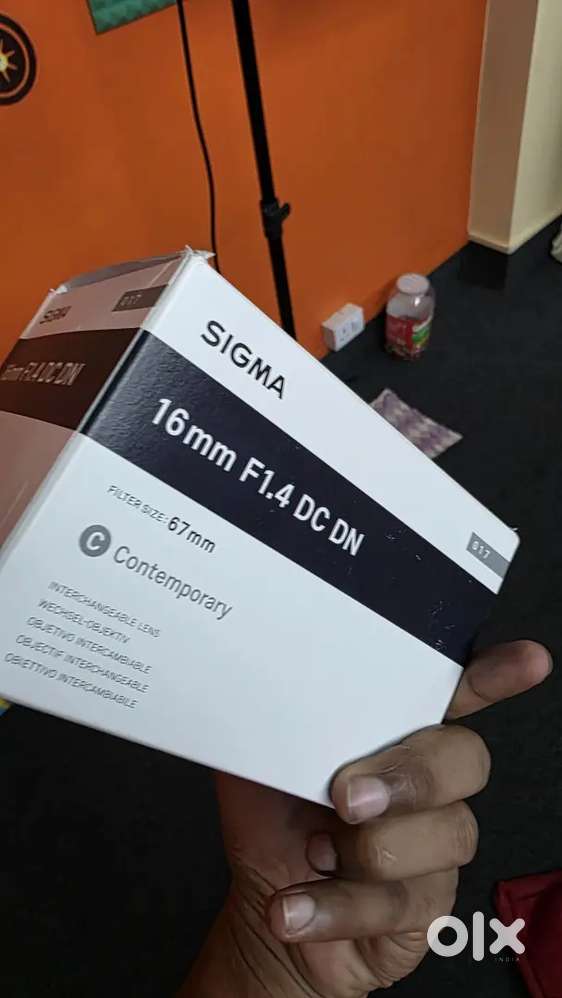 Sigma 16mm 1.4 sony e monut only 15 days old brand new