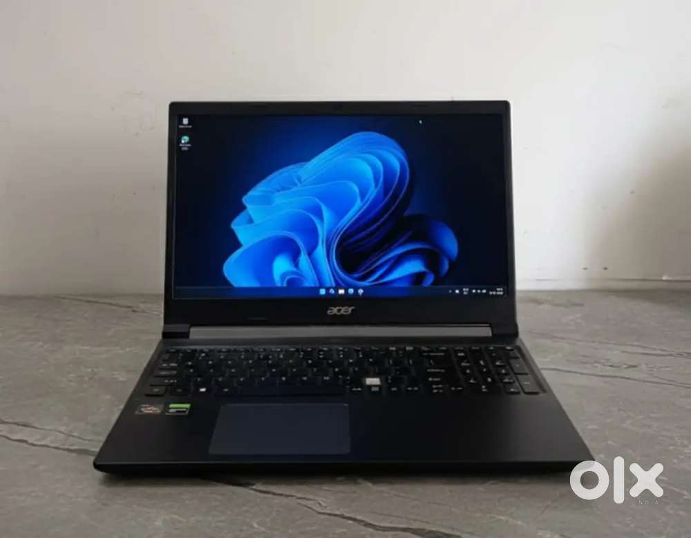 Acer Aspire 7  Ryzen 5 3550H  GTX 1650Ti 4GB  16GB RAM  512GB SSD