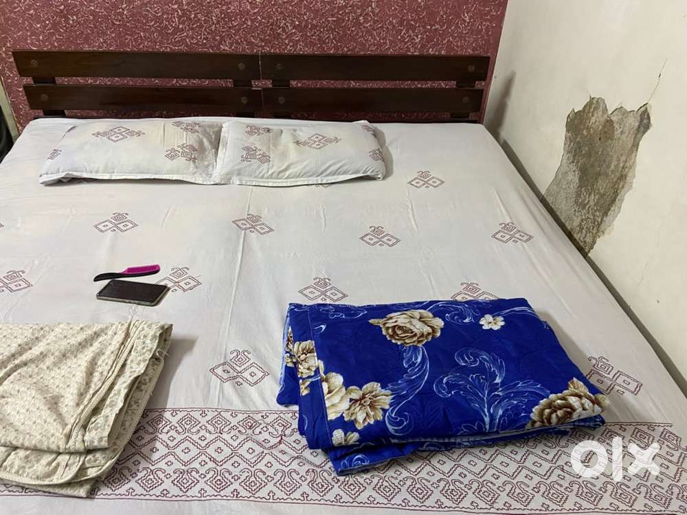 Sagwan bed