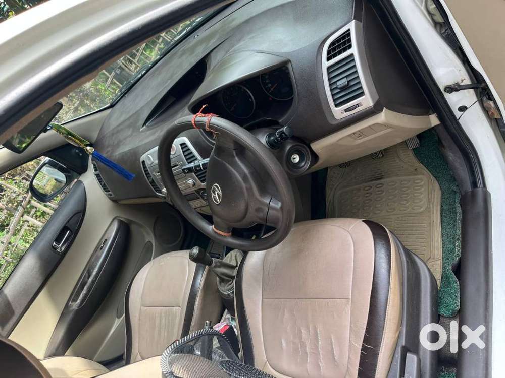 Hyundai i20 2012 Petrol 77000 Km Driven